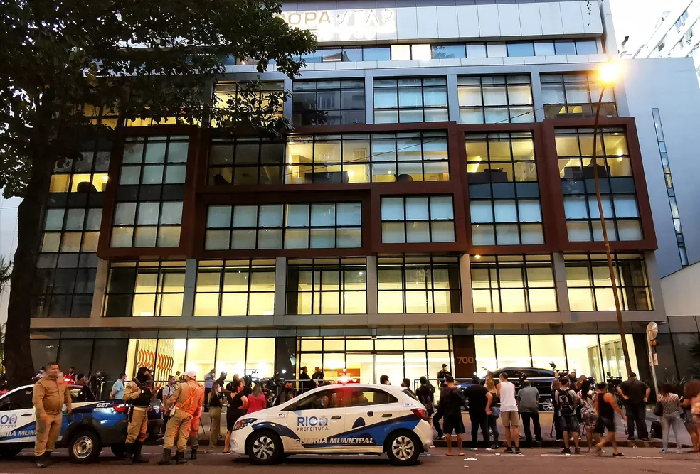 Fachada do Hospital onde está internado Paulo Gustavo em Copacabana — Foto: Marcos Serra Lima/G1