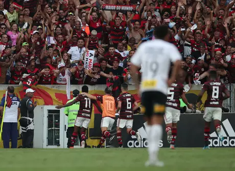 Flamengo e Corinthians se enfrentam com Maracanã lotado em novembro de 2019 03/11/2019 REUTERS/Ricardo Moraes