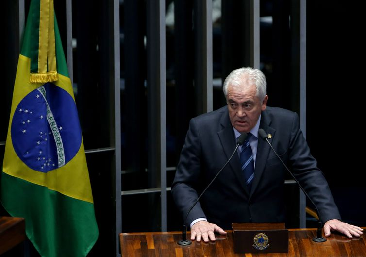 Wilson Dias/Agência Brasil Brasília - Senador Otto Alencar fala durante o quinto dia de julgamento final do processo de impeachment da presidenta afastada, Dilma Rousseff, no Senado.(Wilson Dias/Agência Brasil)
