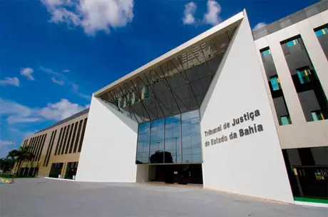 STJ bloqueia R$ 581 mi de esquema de venda de sentença na Bahia STJ bloqueia R$ 581 mi de esquema de venda de sentença na Bahia