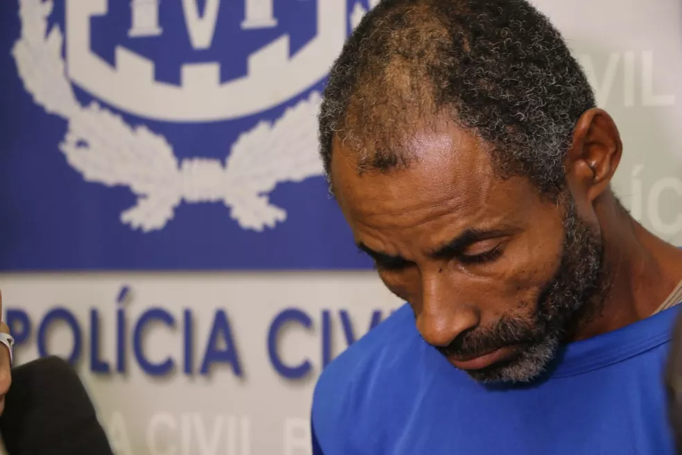 Celso Pereira Bispo, 42 anos, é suspeito de matar o enteado, de 7 anos, por não aceitar o fim do relacionamento com a mãe do garoto — Foto: Alberto Maraux/ SSP