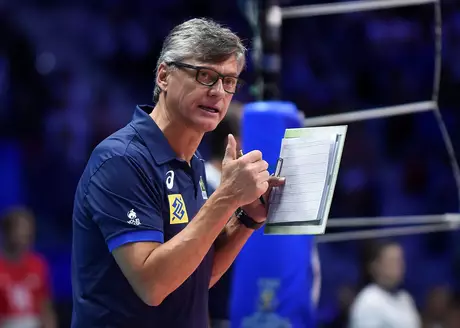 O técnico da Seleção de vôlei masculino, Renan Dal Zotto