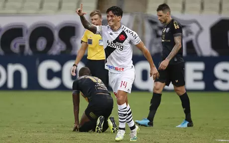 Cano faz gol: a frase que virou rotina na temporada do time de São Januário (Foto: Rafael Ribeiro/Vasco)