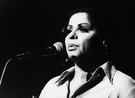 Ângela Maria em show em São Paulo, em 1977