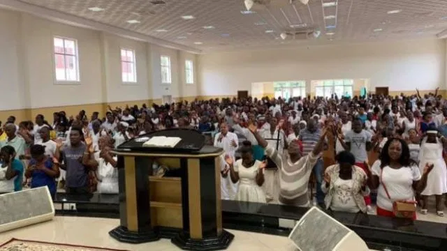 Culto da Iurd em São Tomé