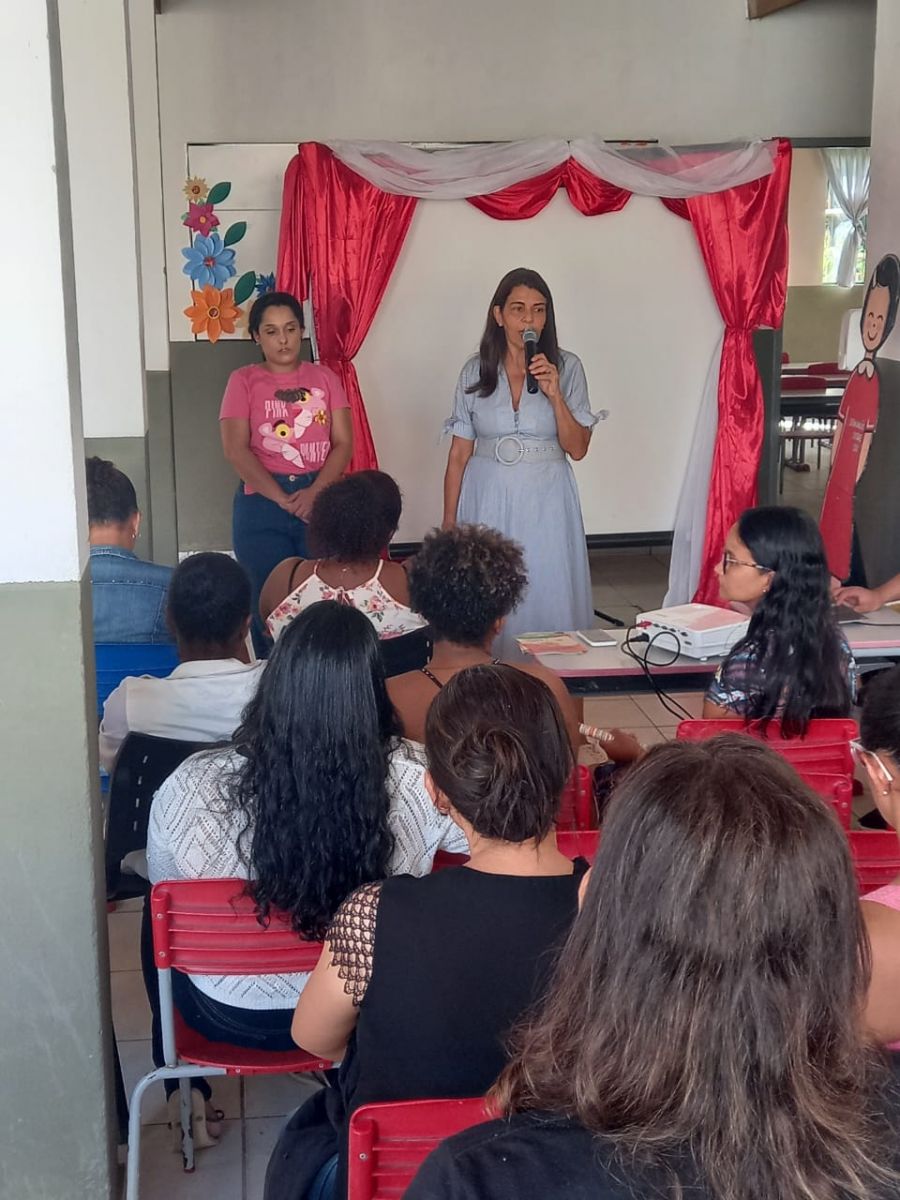 Prefeitura de Medeiros Neto finaliza ciclo de palestras da campanha 18 de Maio