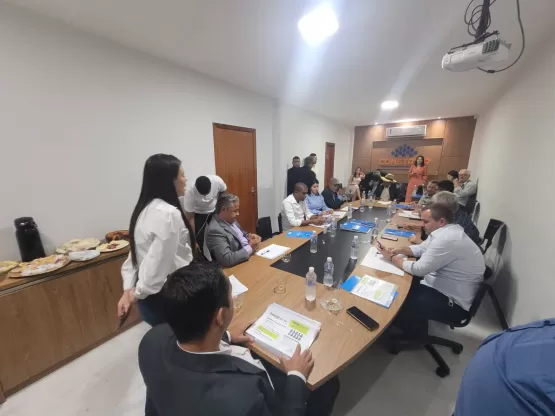 Sílvio Ramalho e Manrick Teixeira se reelegem presidentes de consórcios do extremo sul