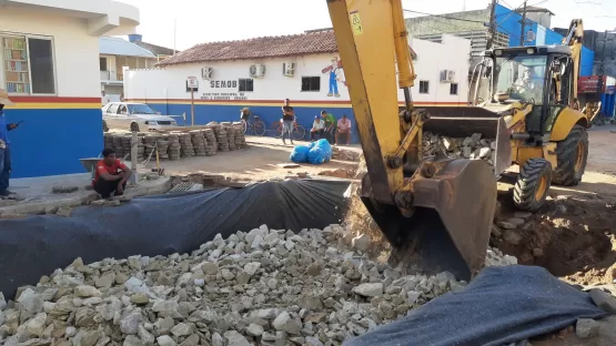 As obras de macrodrenagem e requalificação de ruas como preparativos do asfalto chegam às etapas finais em Mucuri