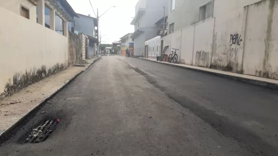 As obras de macrodrenagem e requalificação de ruas como preparativos do asfalto chegam às etapas finais em Mucuri