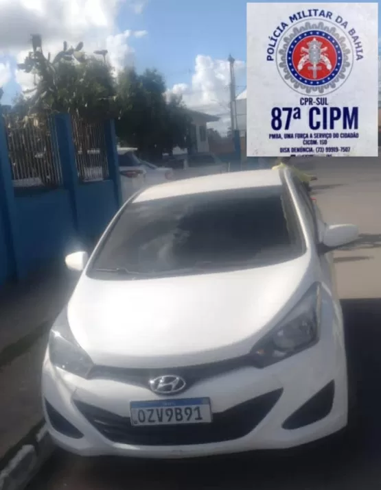 PM recupera carro que havia sido roubado em Teixeira de Freitas