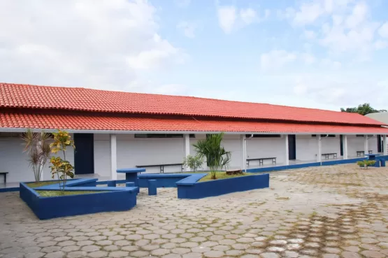 Prefeitura de Teixeira de Freitas entrega as  Escolas, Municipal São Lourenço e Solidariedade completamente reformadas