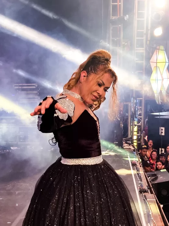 Joelma encanta público no encerramento 34º Arraiá do Água Fria, realizado pela Prefeitura de Medeiros Neto