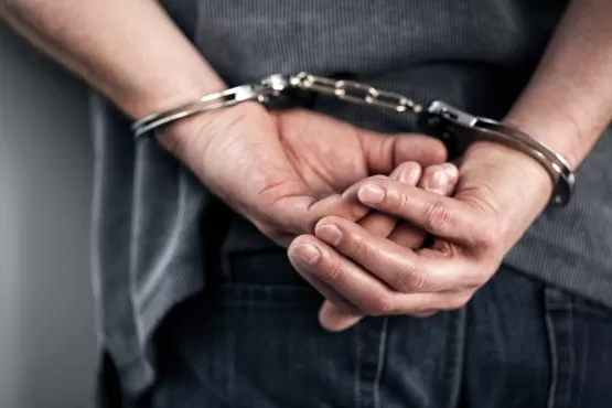 Homem com prisão por homicídio é preso pela PM em Teixeira de Freitas