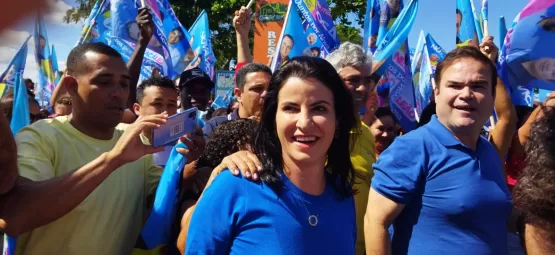 Prefeita Luciana acompanhada do deputado Robinho recepcionam ACM Neto e comitiva