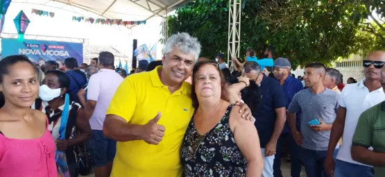 Prefeita Luciana acompanhada do deputado Robinho recepcionam ACM Neto e comitiva