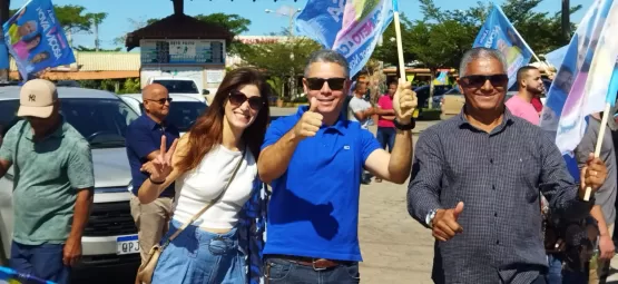 Prefeita Luciana acompanhada do deputado Robinho recepcionam ACM Neto e comitiva