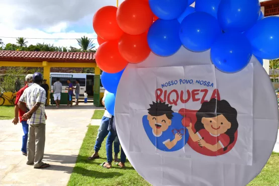 Moradores de Juerana recebem atendimentos oftalmológicos, de especialidades de saúde e serviços sociais