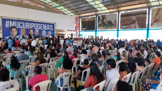 Prefeito Robertinho recepciona ACM Neto e apresenta seus futuros candidatos à população de Mucuri