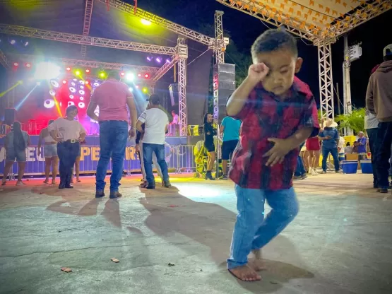 Muita dança e sucesso de público marcam o encerramento do 25º Forró do Peroá em Mucuri