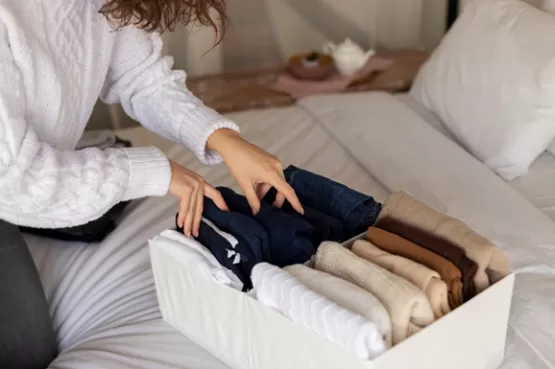 Com a chegada do frio, descubra como guardar as roupas de inverno de maneira correta