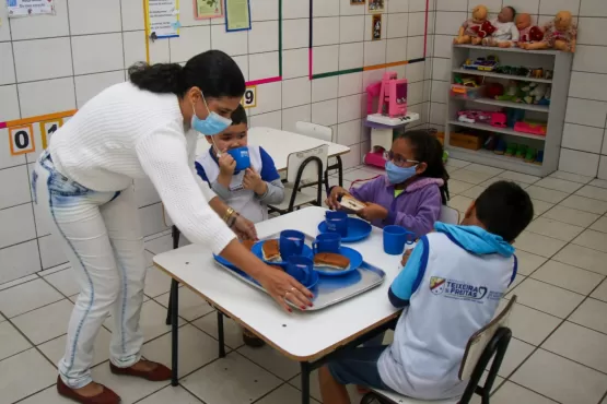 Prefeitura oferta variedade de merenda na Escola Municipal Jesuíno Martins de Souza, em Cachoeira do Mato