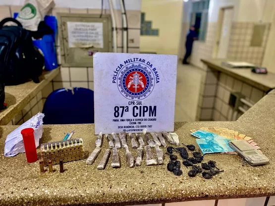 PM prende homens com maconha, cocaína, crack e munições em Teixeira de Freitas