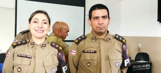 13º BEIC realiza cerimônia de Aposição de Luvas para os novos graduados  da PM