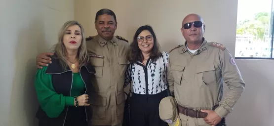 13º BEIC realiza cerimônia de Aposição de Luvas para os novos graduados  da PM