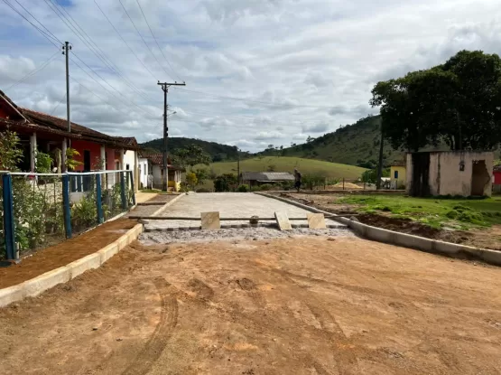 Vila São José em festa! Mildson inicia calçamento de ruas na comunidade