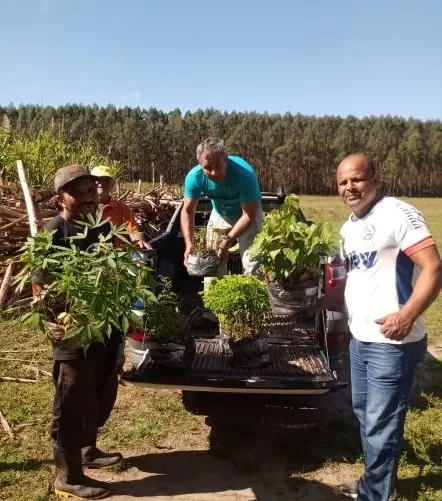 Produtores serão beneficiados com a distribuição de mudas para restauração da nascente do Rio Mucuri