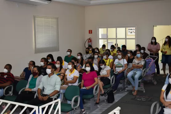 Caravelas está implantando sistema integrado de gestão escolar na rede municipal de ensino