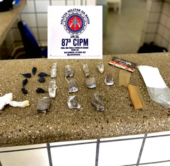 PM prende homem com drogas e material para embalagem em Teixeira de Freitas