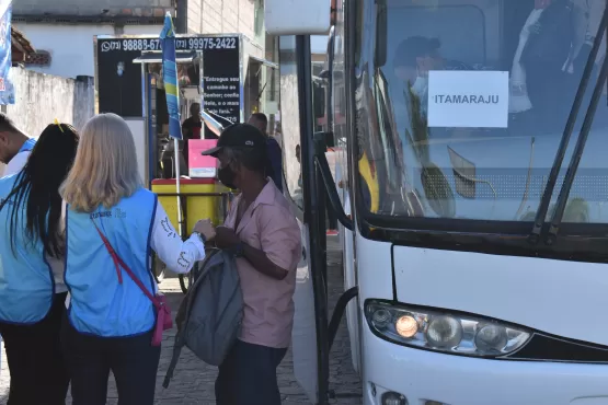 Caravelas sedia evento com serviços de saúde para todos os municípios do extremo sul