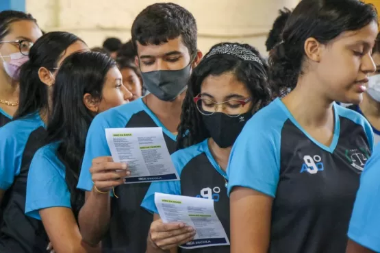 Mais uma edição do Prefeito na Escola acontece no bairro Vila Vargas, em Teixeira