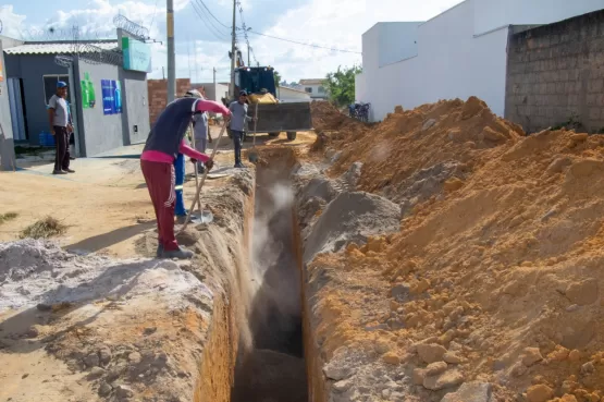 Prefeitura segue com obra da ladeira do Colina Verde; via já foi liberada