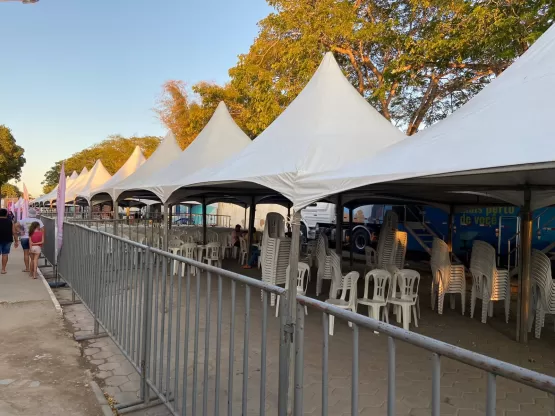 Tudo pronto para a Feira Cidadã em Medeiros Neto, promovida pela Prefeitura Municipal e Governo do Estado