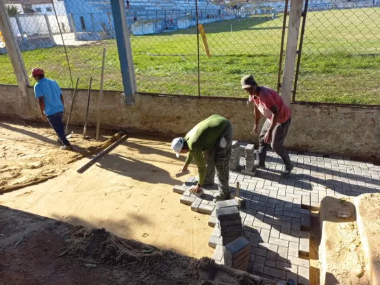 Prefeitura de Itamaraju realiza reforma do Estádio Juarez Barbosa