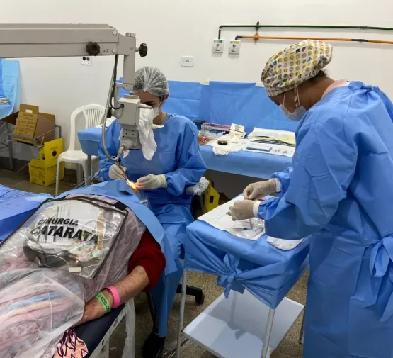 Feira Cidadã - Centenas de cirurgias de cataratas são realizadas no Hospital Municipal de Medeiros Neto