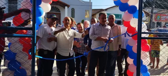 Prefeito Calixto recebe governador do estado e inaugura mercado municipal, em Ibirapuã