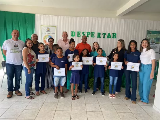 Prefeitura de Medeiros Neto realiza cerimônia de posse do Programa Despertar, desenvolvido nas escolas do campo
