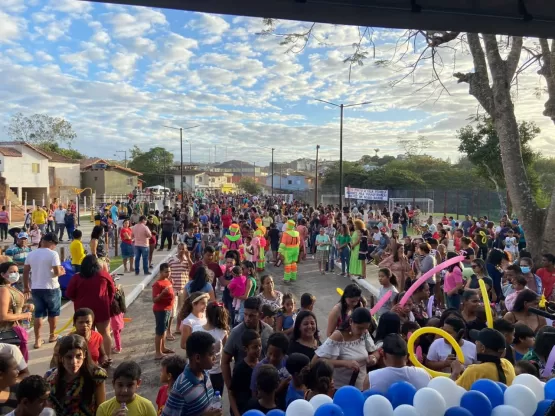 Prefeito Beto Pinto entrega várias obras no aniversário de 64 anos de emancipação política de Medeiros Neto