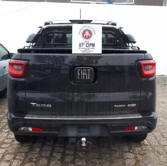 Carro roubado em Teixeria de Freitas é recuperado pela Polícia Militar