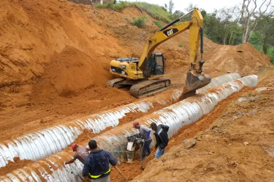 Obras da ladeira do Colina Verde continuam a todo vapor