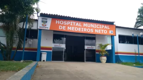 Hospital Municipal de Medeiros Neto procura familiares de paciente que faleceu após dar entrada sem documentação 