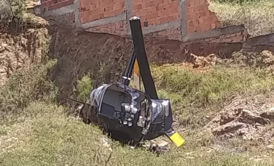 Helicóptero com deputado federal cai na Bahia