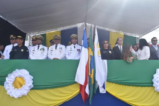 Teixeira de Freitas comemora  200 anos da Independência do Brasil com desfile cívico