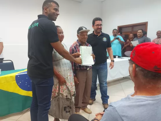 INCRA com apoio da Prefeitura de Mucuri realiza entrega Títulos Definitivos de terras no Assentamento Paulo Freire