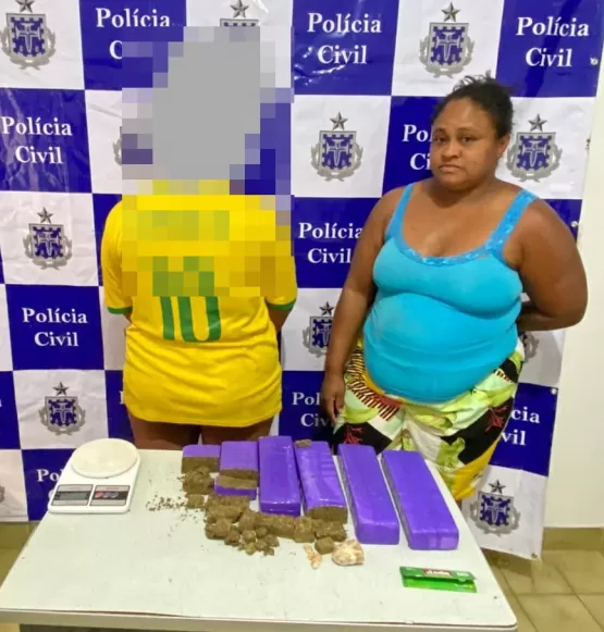 Mulher é presa e menor é apreendida com drogas em Caravelas