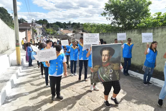 Nova Tribuna promove desfile cívico para comemorar os 200 anos da Independência do Brasil