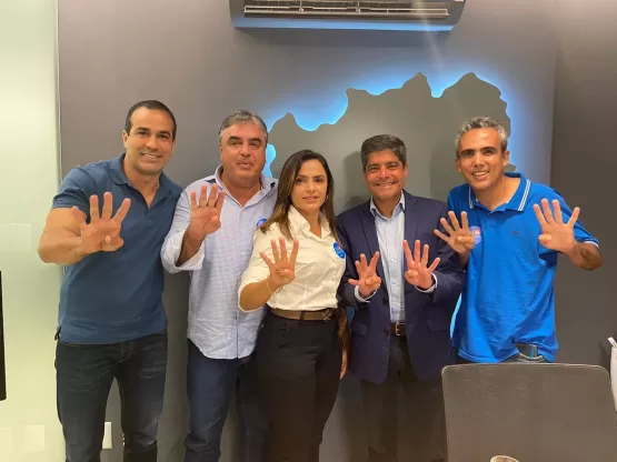 Ex-prefeitos de Jeremoabo deixam a base do governo e anunciam apoio a ACM Neto